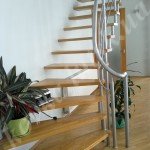 Металево-деревяні сходи з металевими перилами (під замовлення)